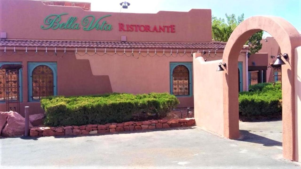 Sedona Pines Resort Exteriör bild Bella Vista Restaurant